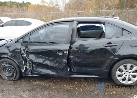 2021 Toyota Corolla Le z USA, uszkodzony, nr VIN 5YFEPMAE7MP225501